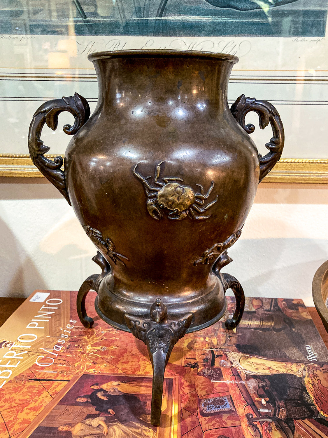 Antique Japanese Yoshimasa Bronze Crab Ocean Motif Ikebana Vase