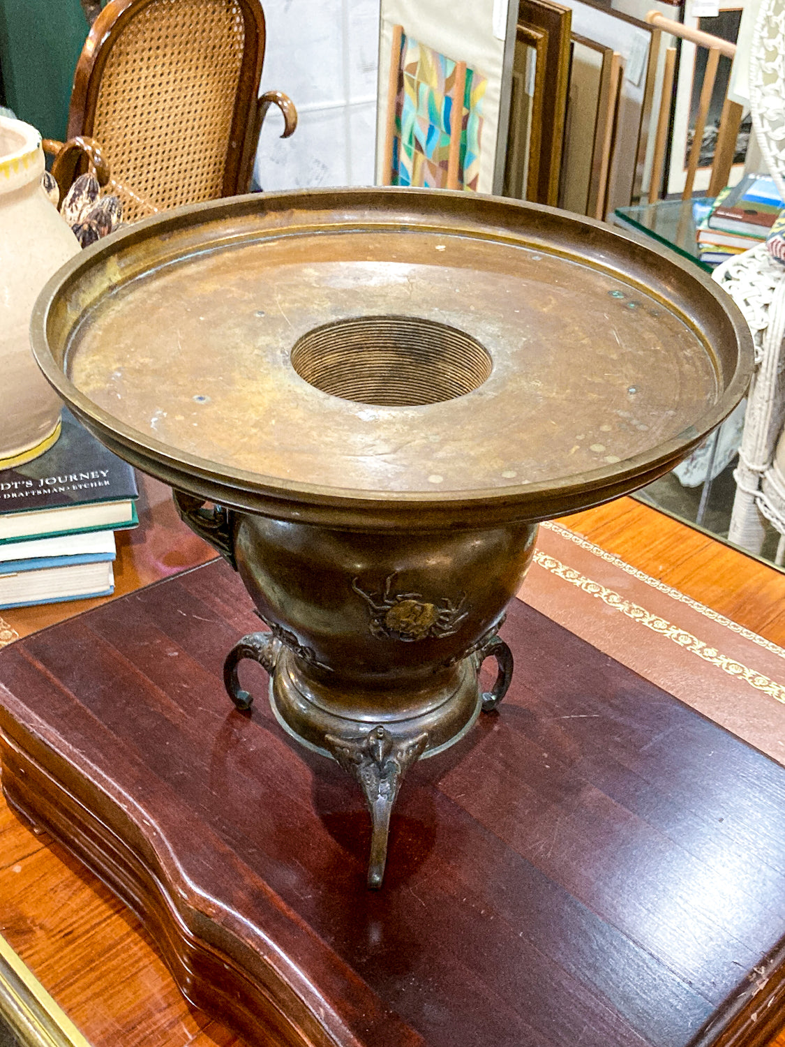 Antique Japanese Yoshimasa Bronze Crab Ocean Motif Ikebana Vase