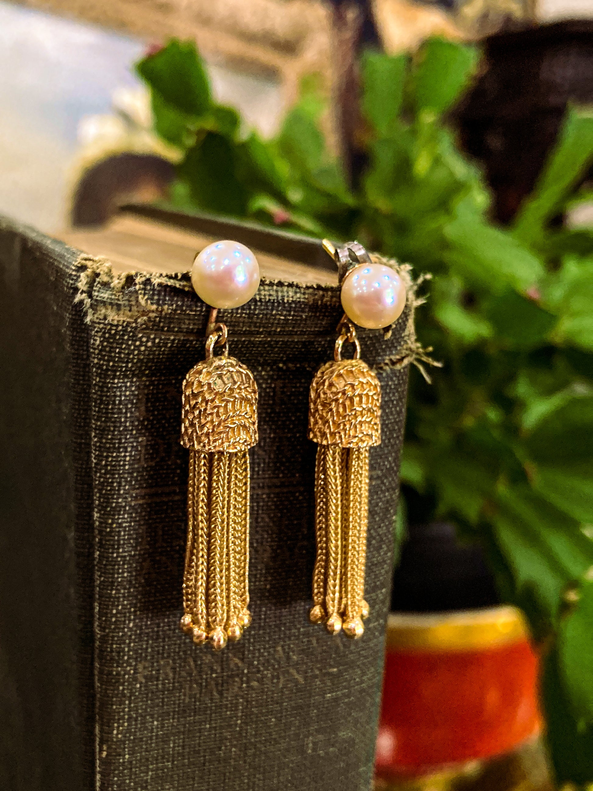 Vintage Italian 14K Yellow Gold Pearl Braided Tassel Dangle Post Earrings