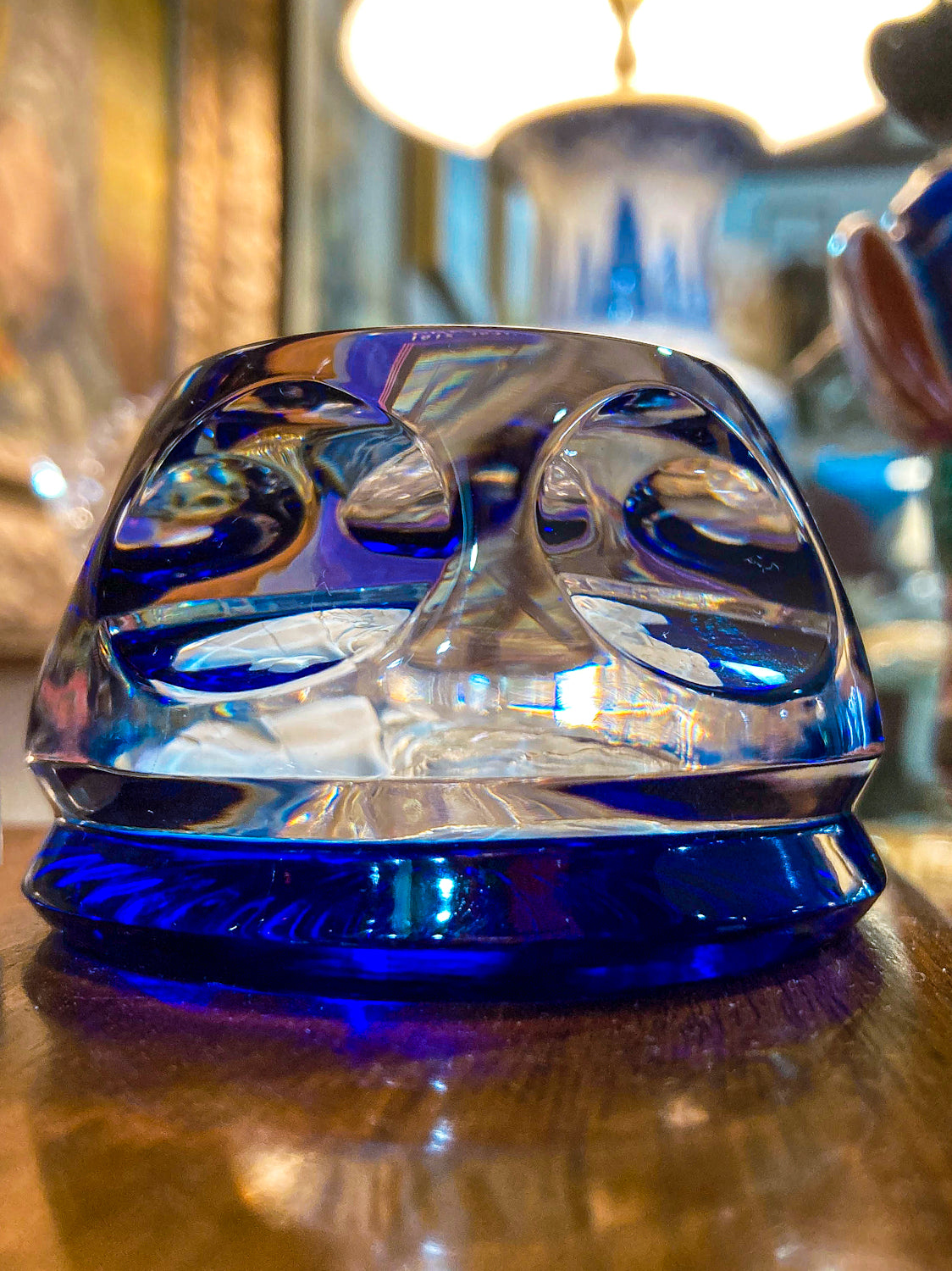 Vintage 1974 Thomas Jefferson Baccarat Franklin Mint Cobalt Glass Paperweight