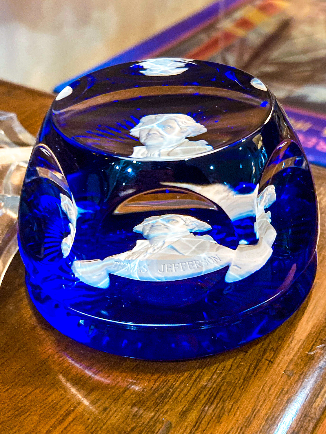 Vintage 1974 Thomas Jefferson Baccarat Franklin Mint Cobalt Glass Paperweight