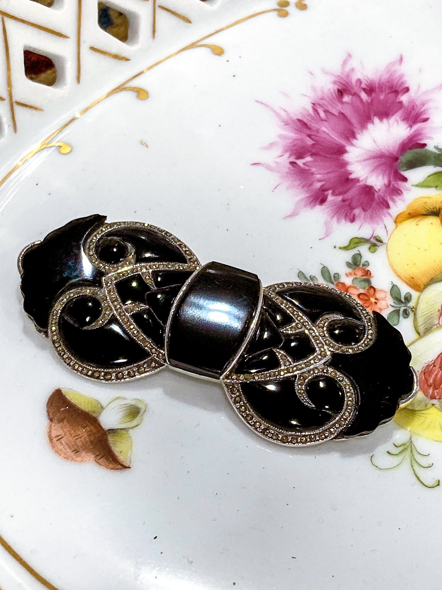 Vintage art deco brooch on sale