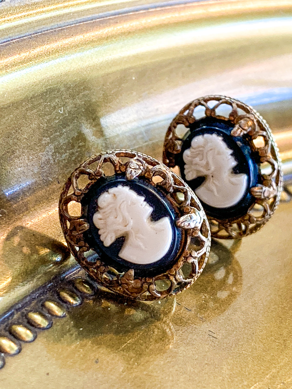 Vintage Black Cameo Filigree Gold-tone Sterling Silver Screwback Earrings