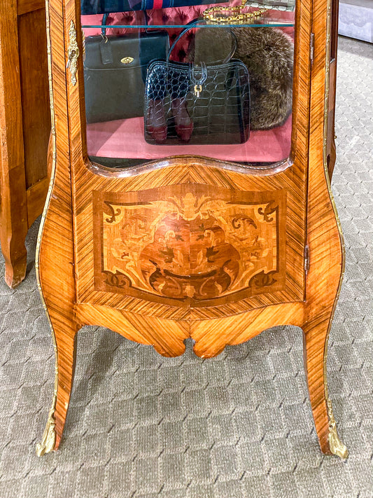 Vintage Louis XV Style Marquetry Inlay Wood Brass Accent Vitrine Curio Cabinet