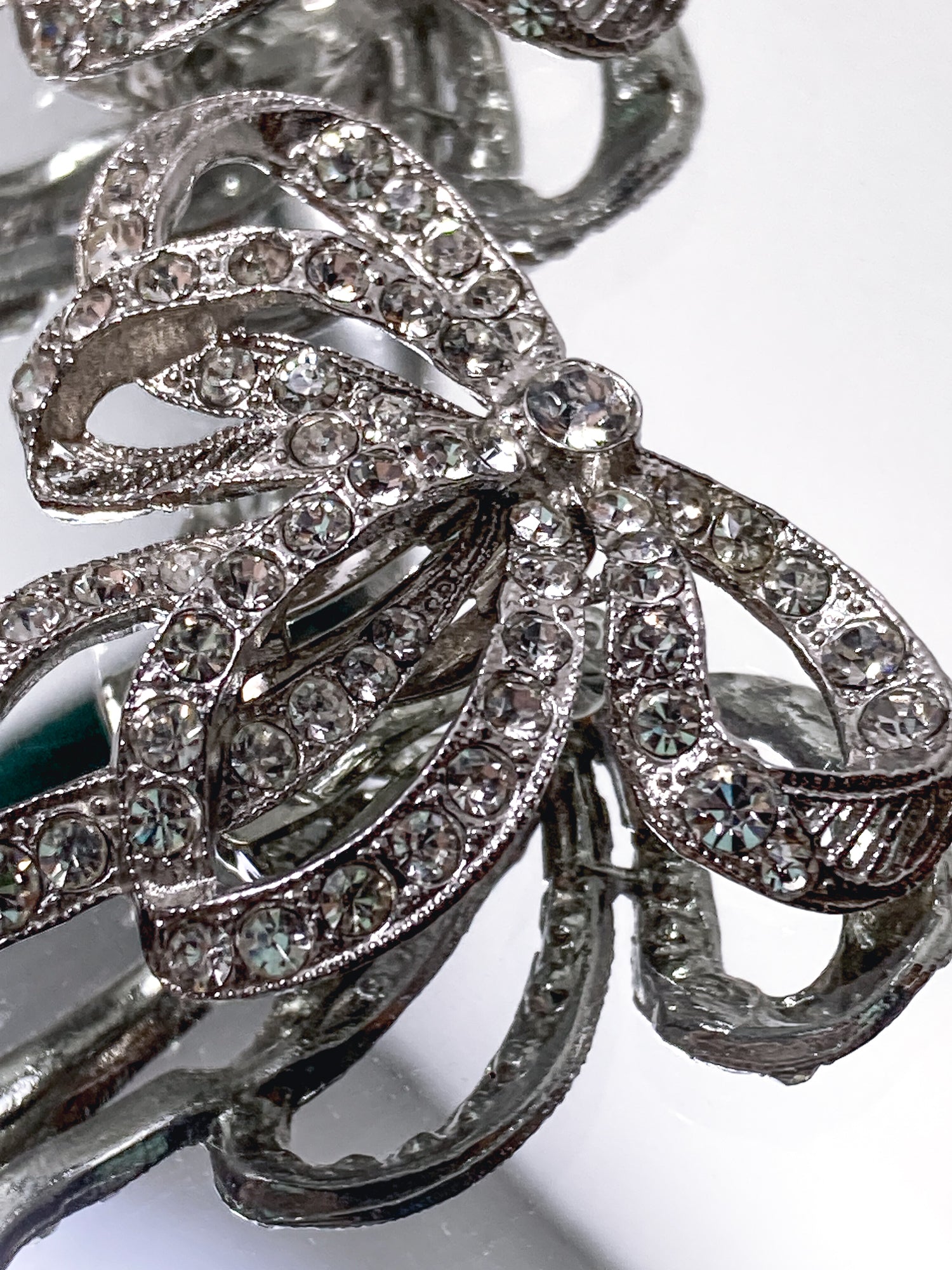 Vintage Rhodium Plated Rhinestone Double Loop Bow Statement Clip On Earrings