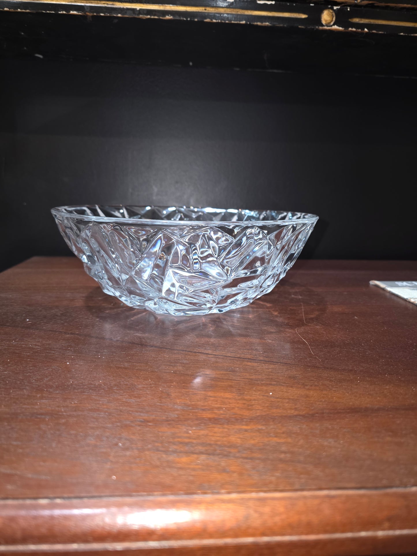 Tiffany and Co. Rock Cut Pattern Clear Crystal 9 Inch Decorative Serving Bowl