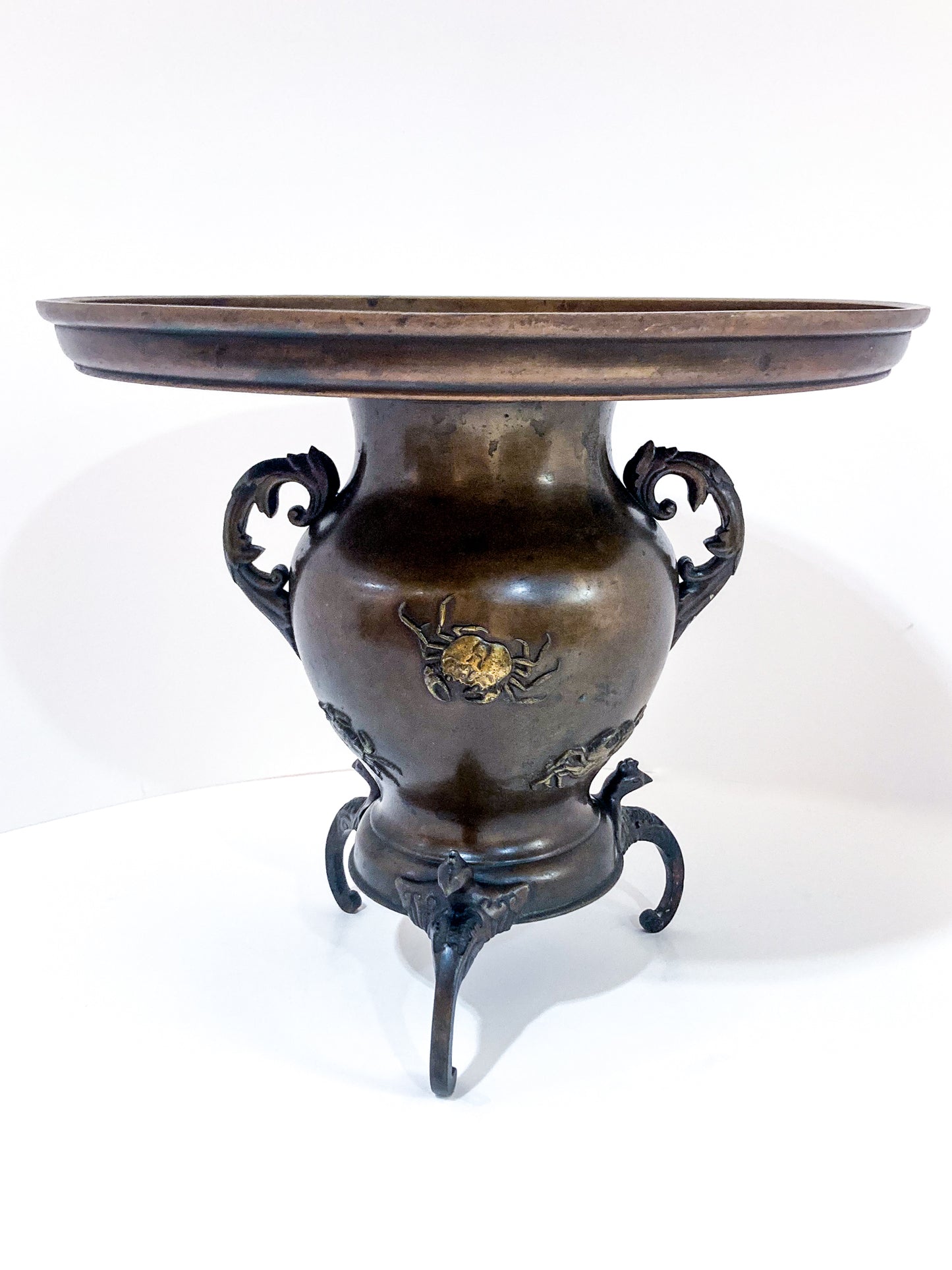 Antique Japanese Yoshimasa Bronze Crab Ocean Motif Ikebana Vase 3