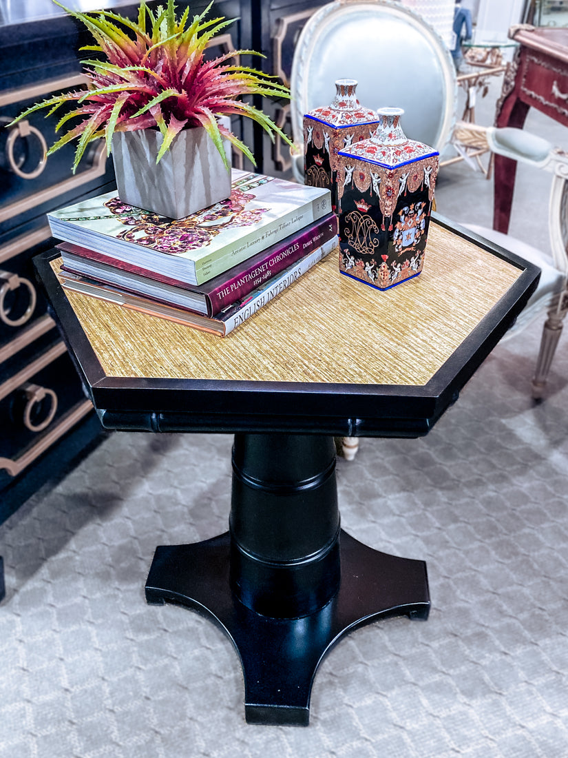 New Madcap Cottage Everglades Black Hexagon Natural Woven Grass Top Accent Side Table