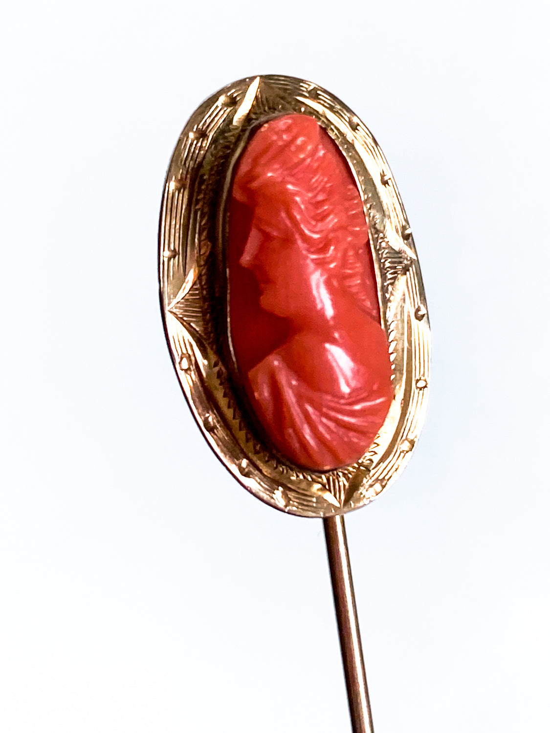 Antique 10K Yellow Gold Oval Hand Carved Coral Cameo Stick Pin