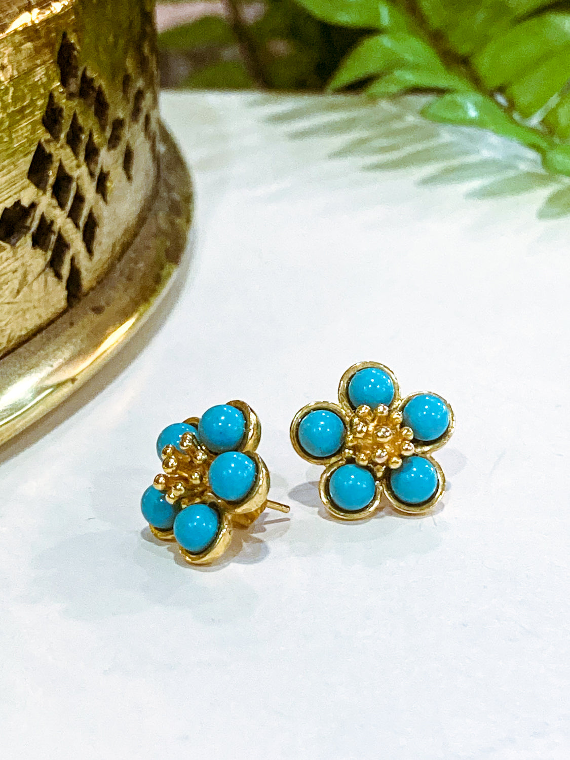 Gorgeous 14K Yellow Gold Turquoise Bead Flower Post Earrings