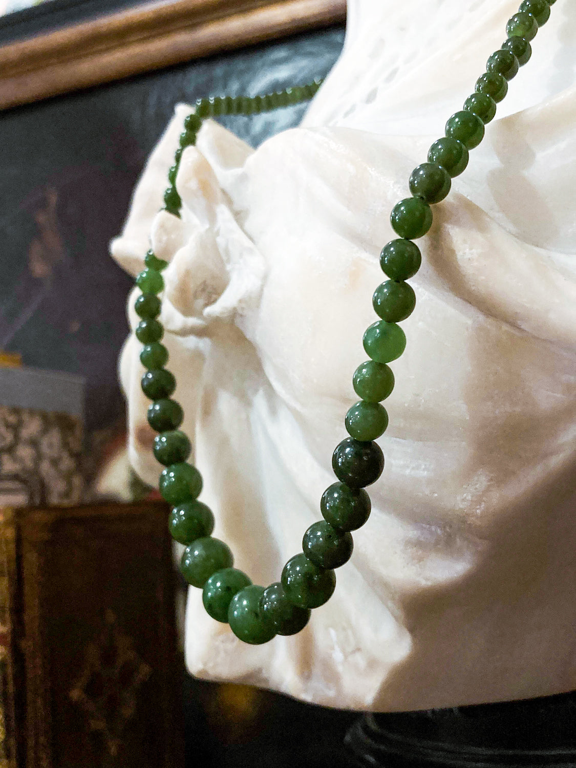 Vintage Graduated Green Nephrite Stone Bead Elongated Necklace Close Up