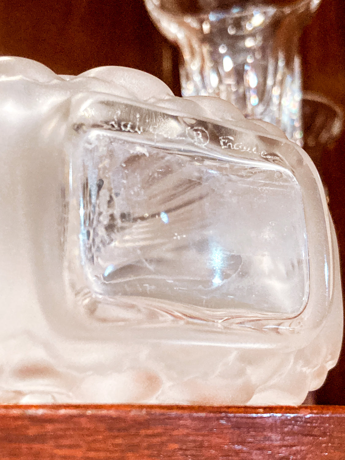 Vintage Large Lalique Dahlia Flower Frosted Crystal Scent Perfume Bottle Bottom signature