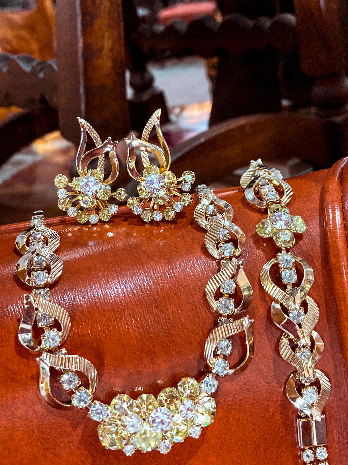 Vintage Sarah Coventry Sunshine Yellow Clear Rhinestone Jewelry Set 8