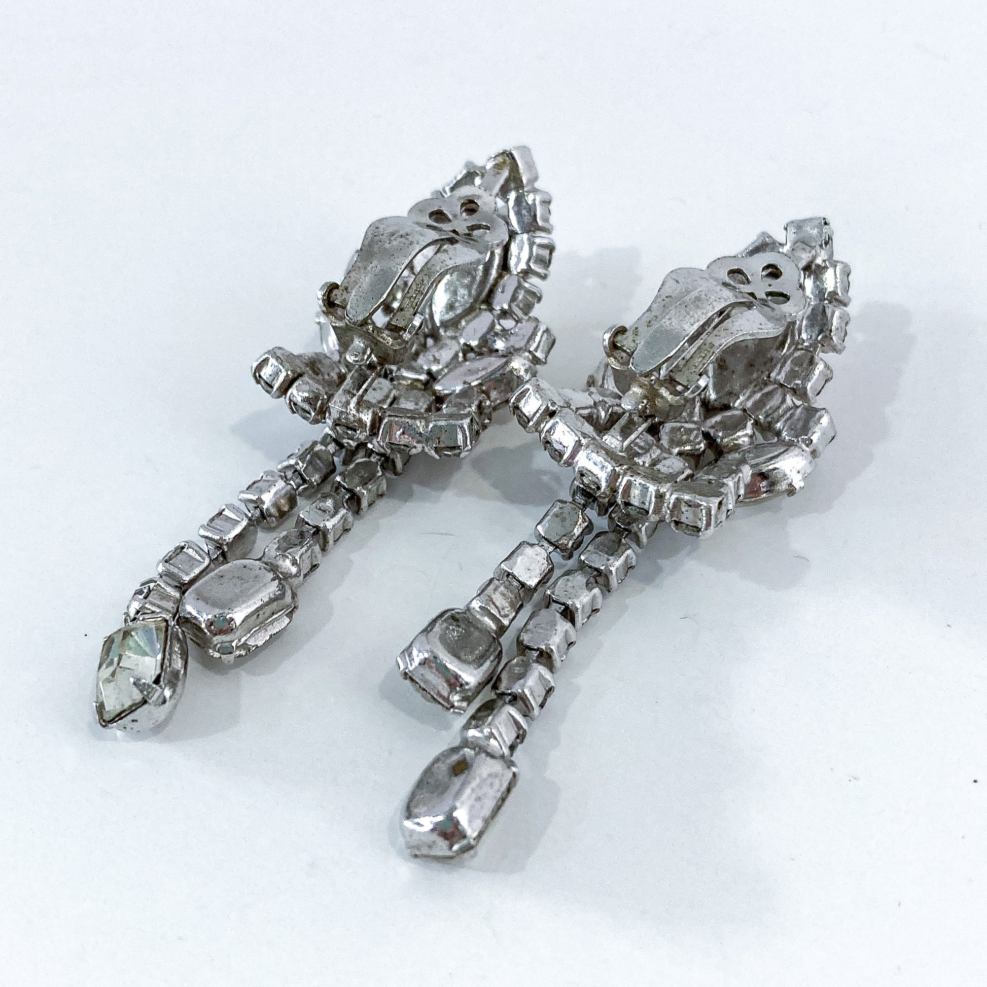 Vintage Rhinestone Tassel Hollywood Glamour Clip On Dangle Earrings