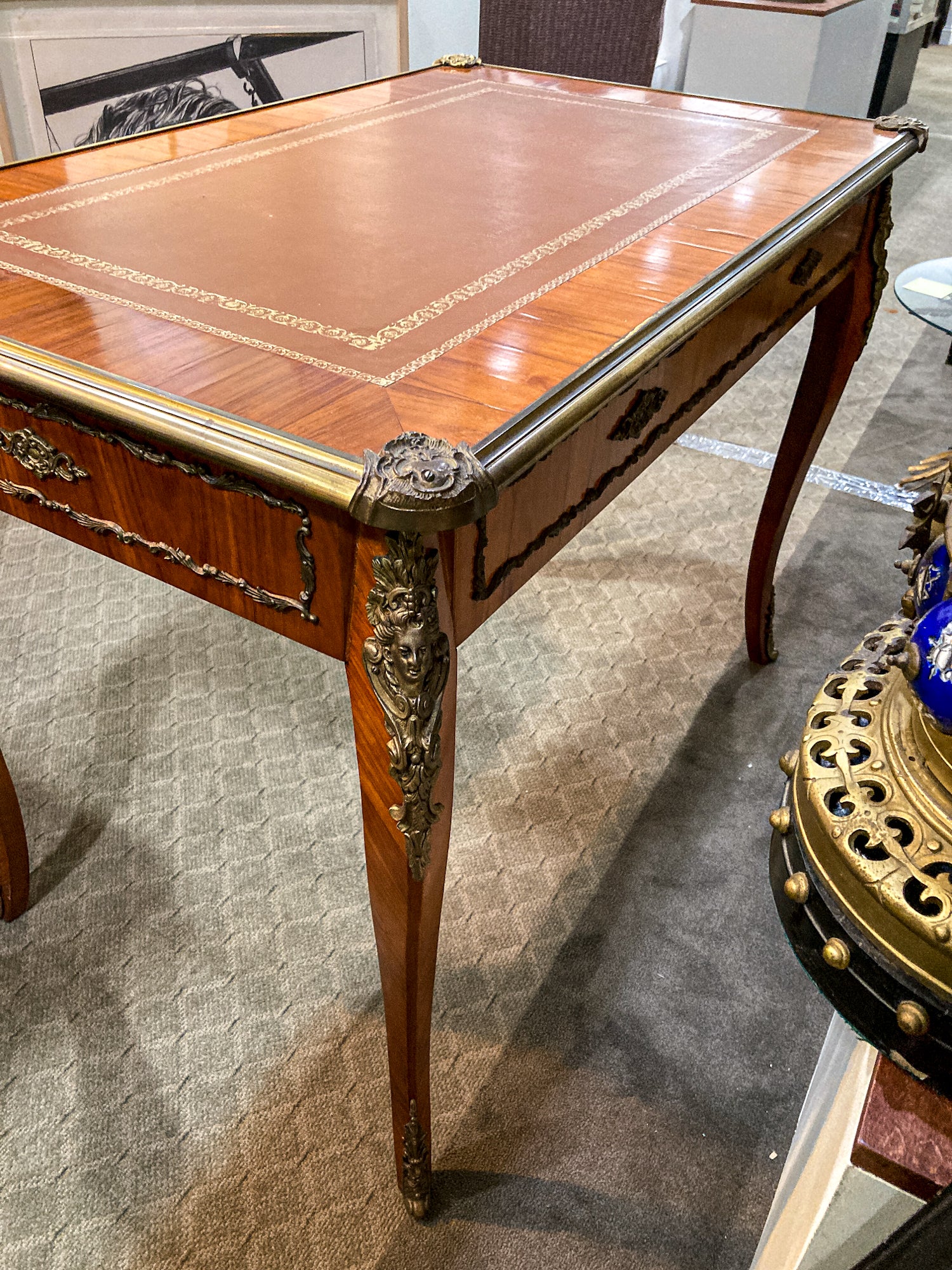 20th Century Louis XV Style Tooled Leather Top Rosewood Bureau Plat Desk Table