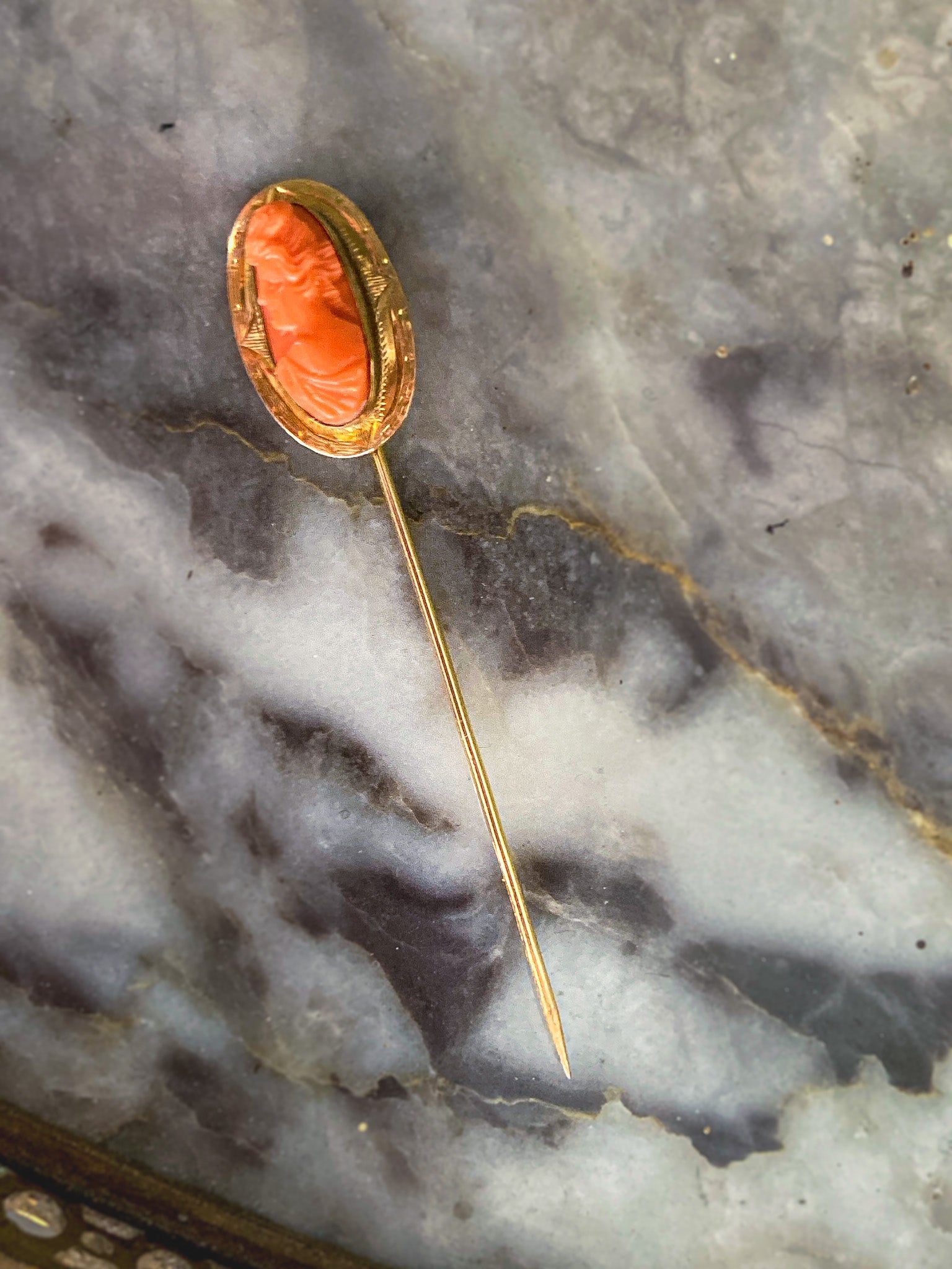 Antique 10K Yellow Gold Oval Hand Carved Coral Cameo Stick Pin