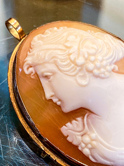 Antique 14K Gold Oval Carved Shell Cameo Convertible Brooch Pin Pendant