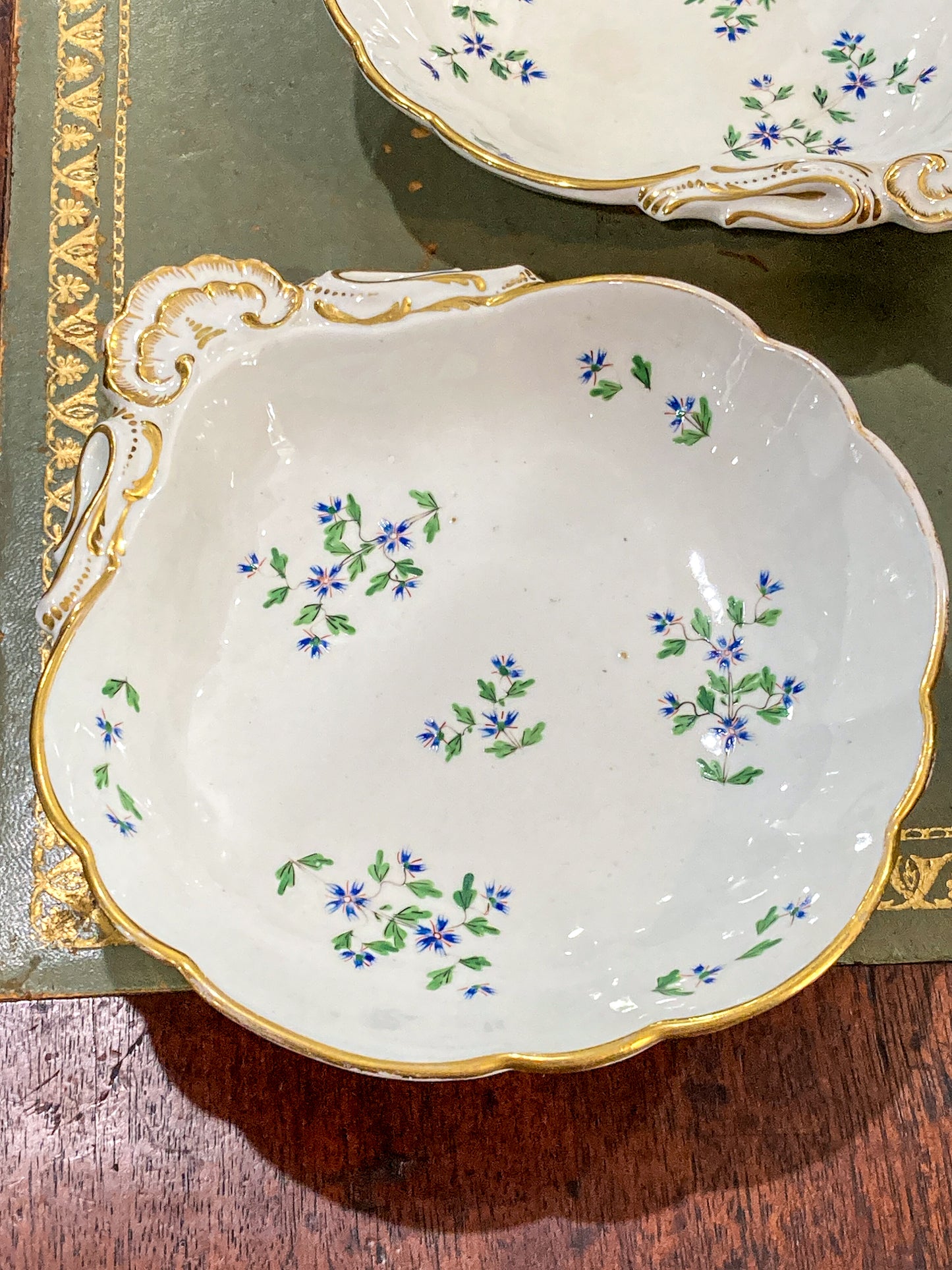 Antique Pair 1820 Shell-Shaped Blue Flower Gilt English Porcelain Bowls