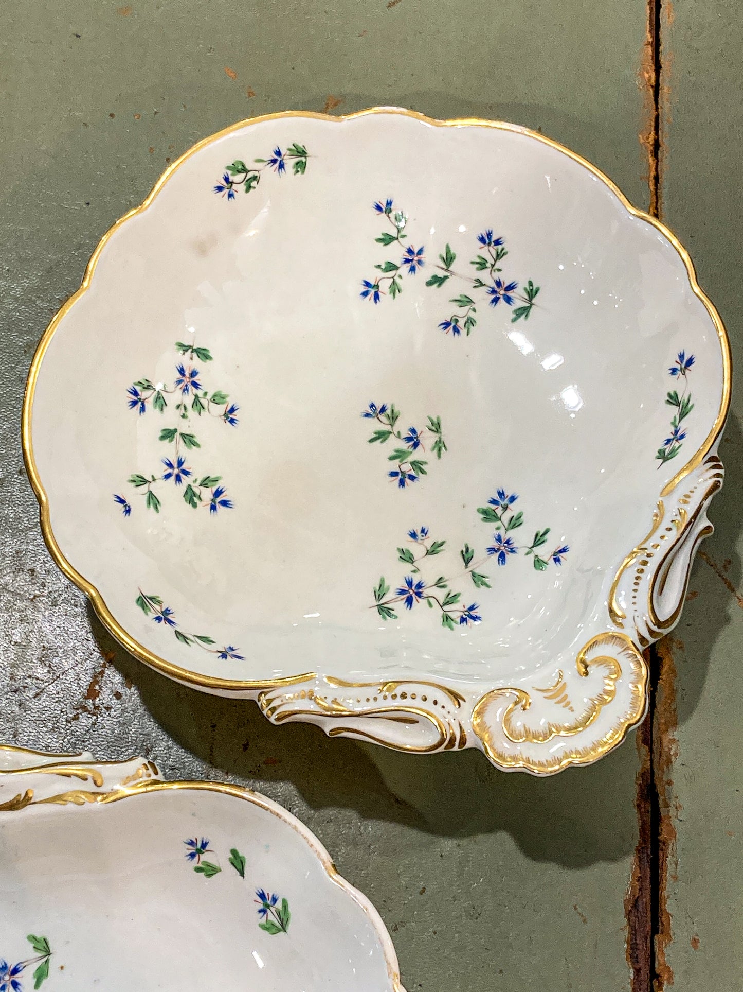 Antique Pair 1820 Shell-Shaped Blue Flower Gilt English Porcelain Bowls