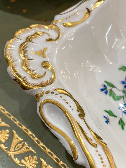 Antique Pair 1820 Shell-Shaped Blue Flower Gilt English Porcelain Bowls