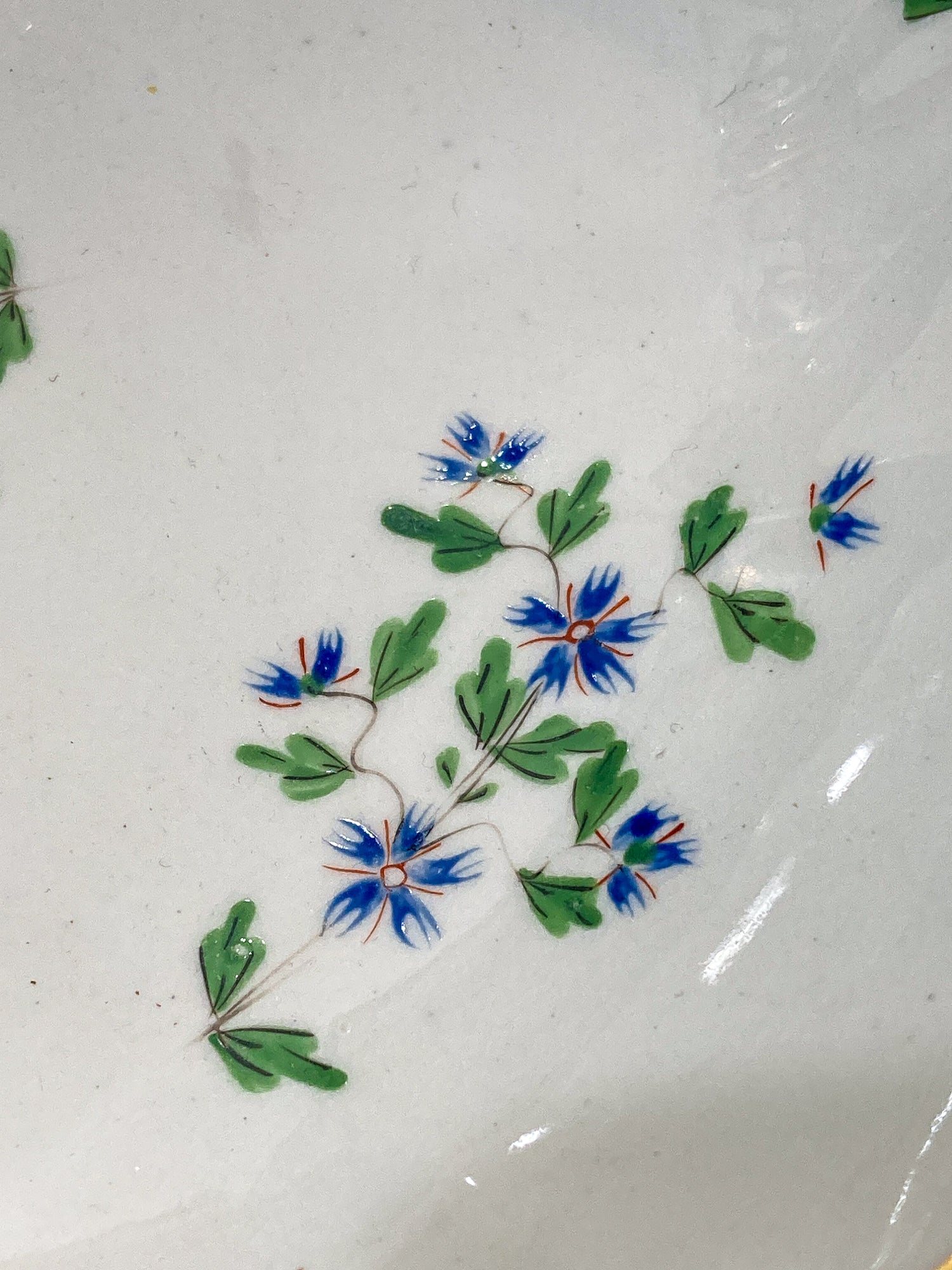 Antique Pair 1820 Shell-Shaped Blue Flower Gilt English Porcelain Bowls