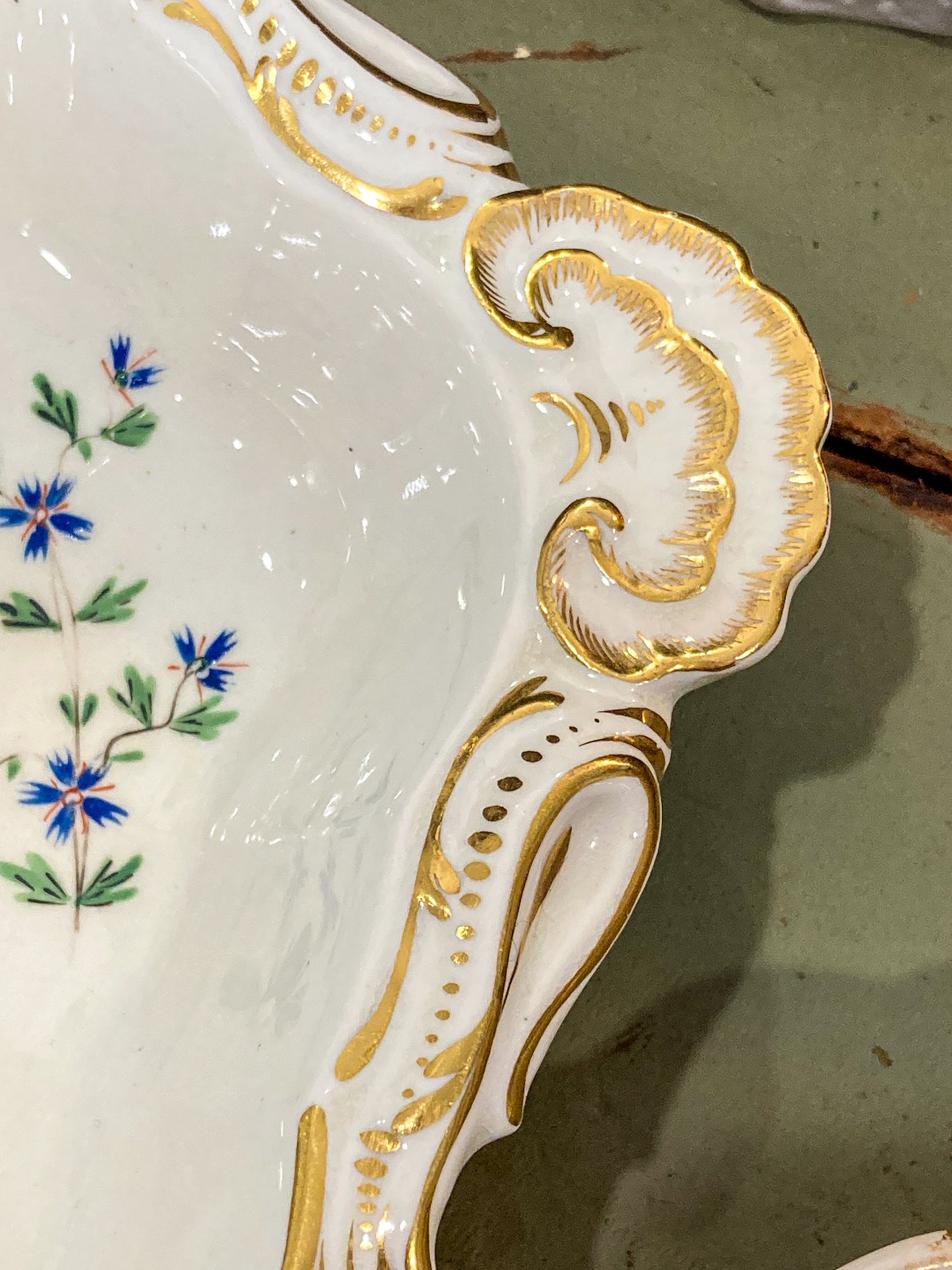 Antique Pair 1820 Shell-Shaped Blue Flower Gilt English Porcelain Bowls