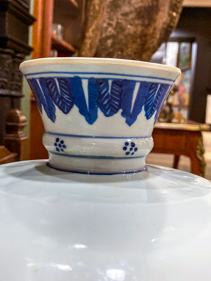 Antique 1900 Pair Blue White Chinese Porcelain Tazza Footed Dishes