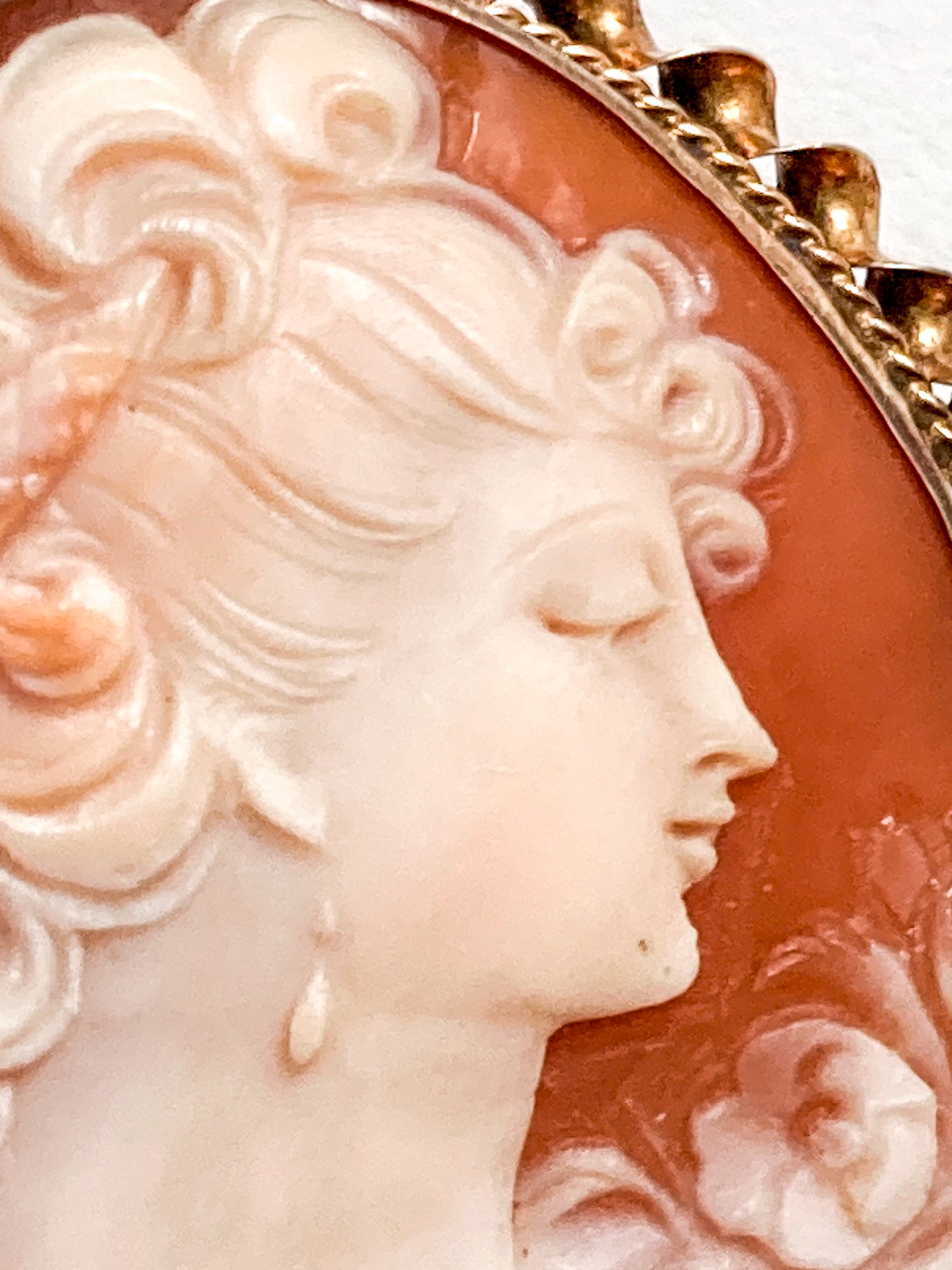 Antique 1920s 10K Yellow Gold Oval Cameo Brooch Pin Convertible Pendant