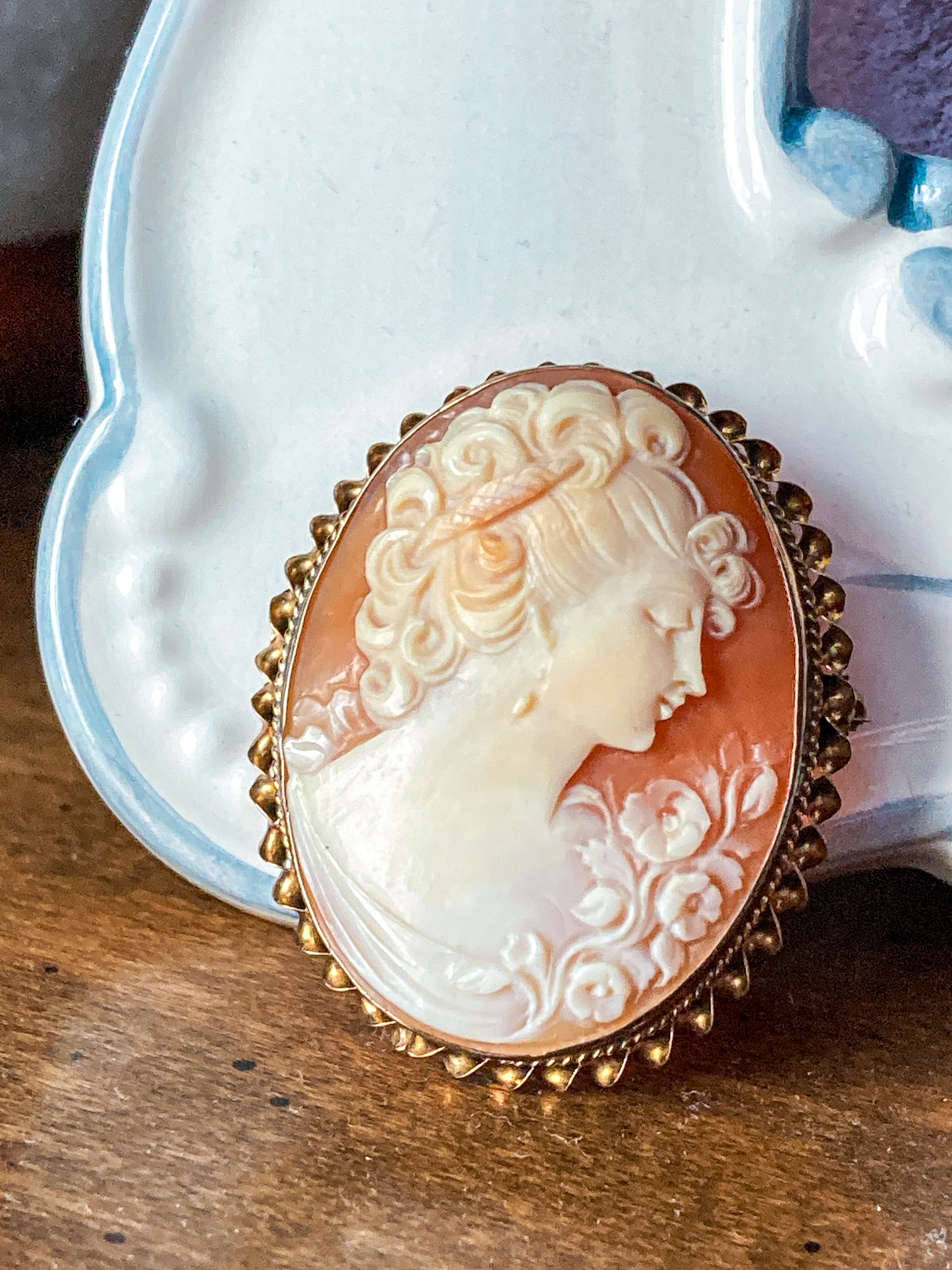 Antique 1920s 10K Yellow Gold Oval Cameo Brooch Pin Convertible Pendant