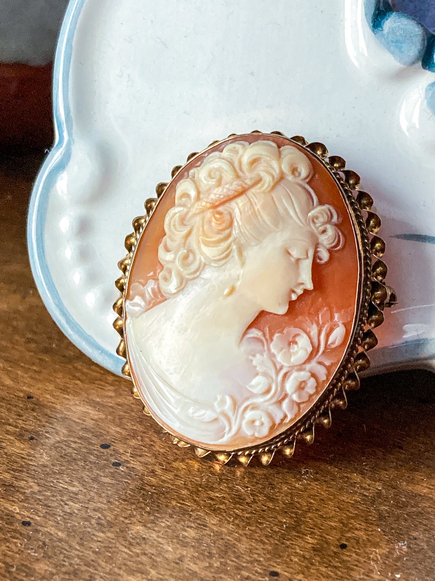 Antique 1920s 10K Yellow Gold Oval Cameo Brooch Pin Convertible Pendant