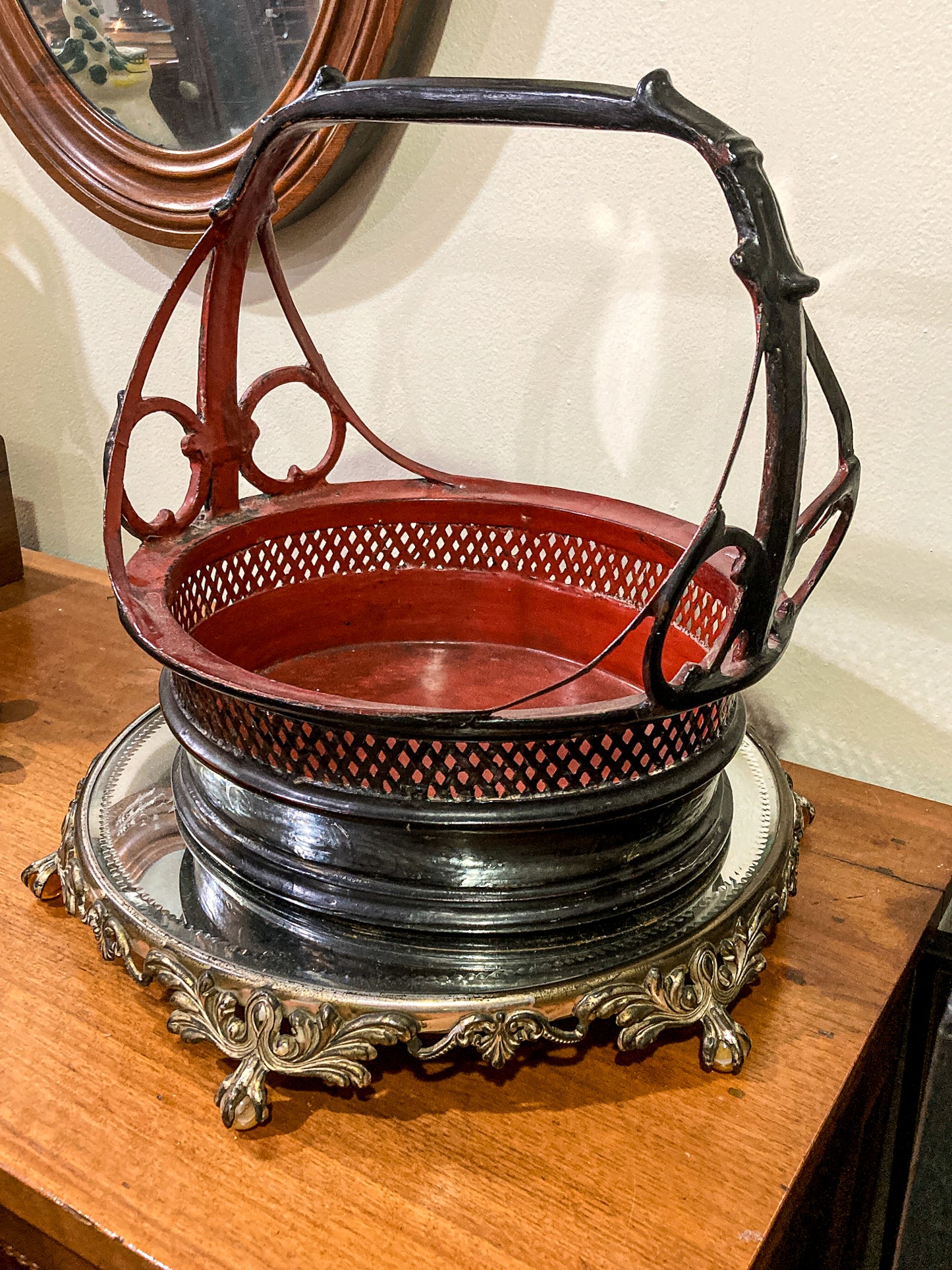 Antique 19th Century Burmese Pan Duang Red Black Lacquer Basket