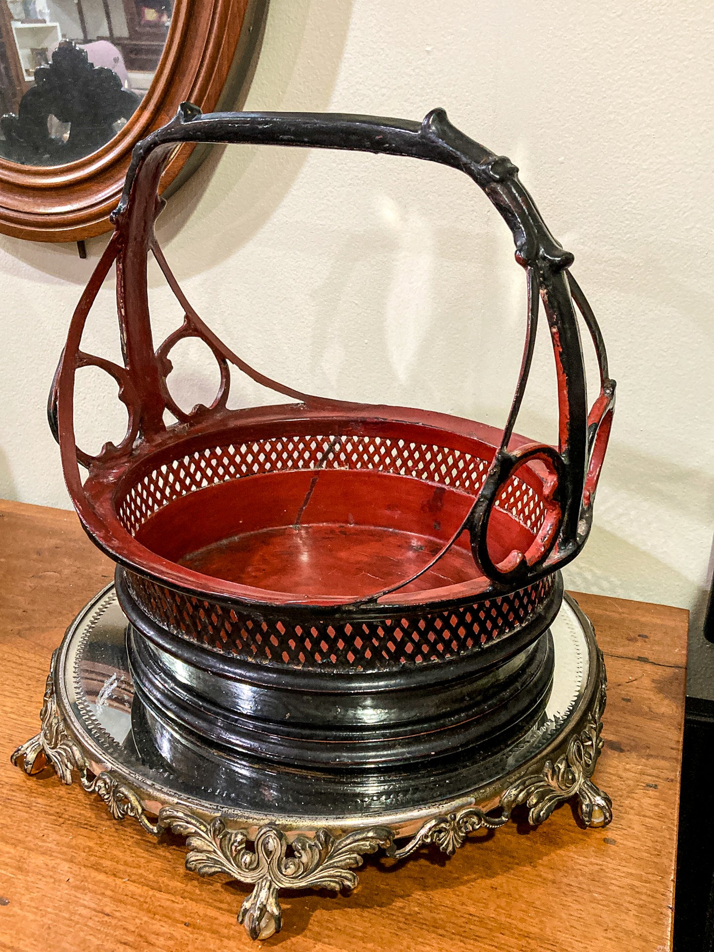 Antique 19th Century Burmese Pan Duang Red Black Lacquer Basket