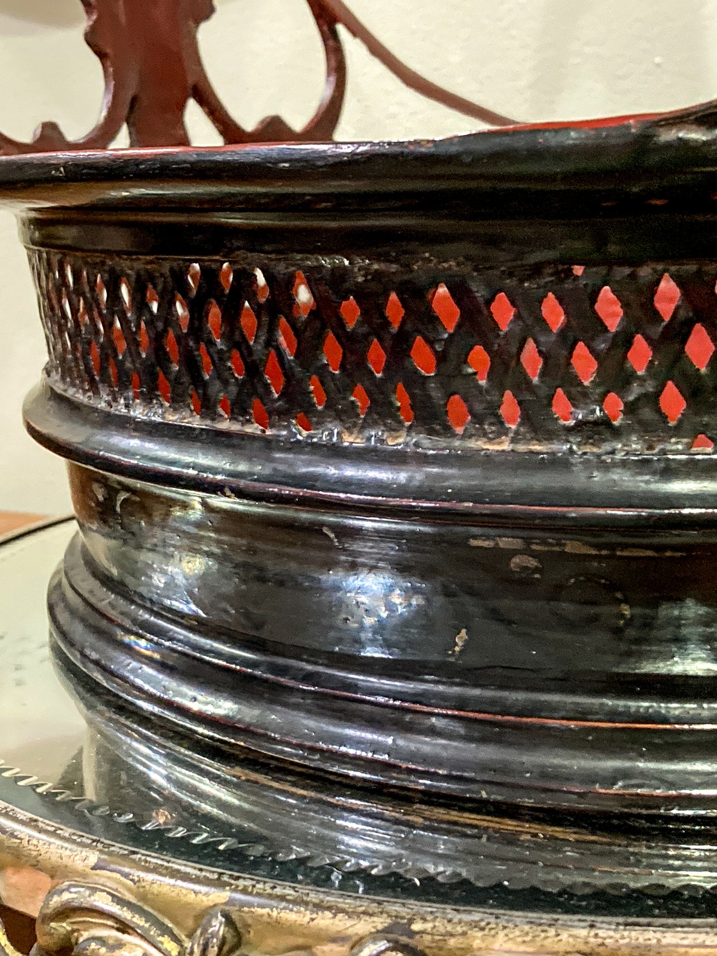 Antique 19th Century Burmese Pan Duang Red Black Lacquer Basket