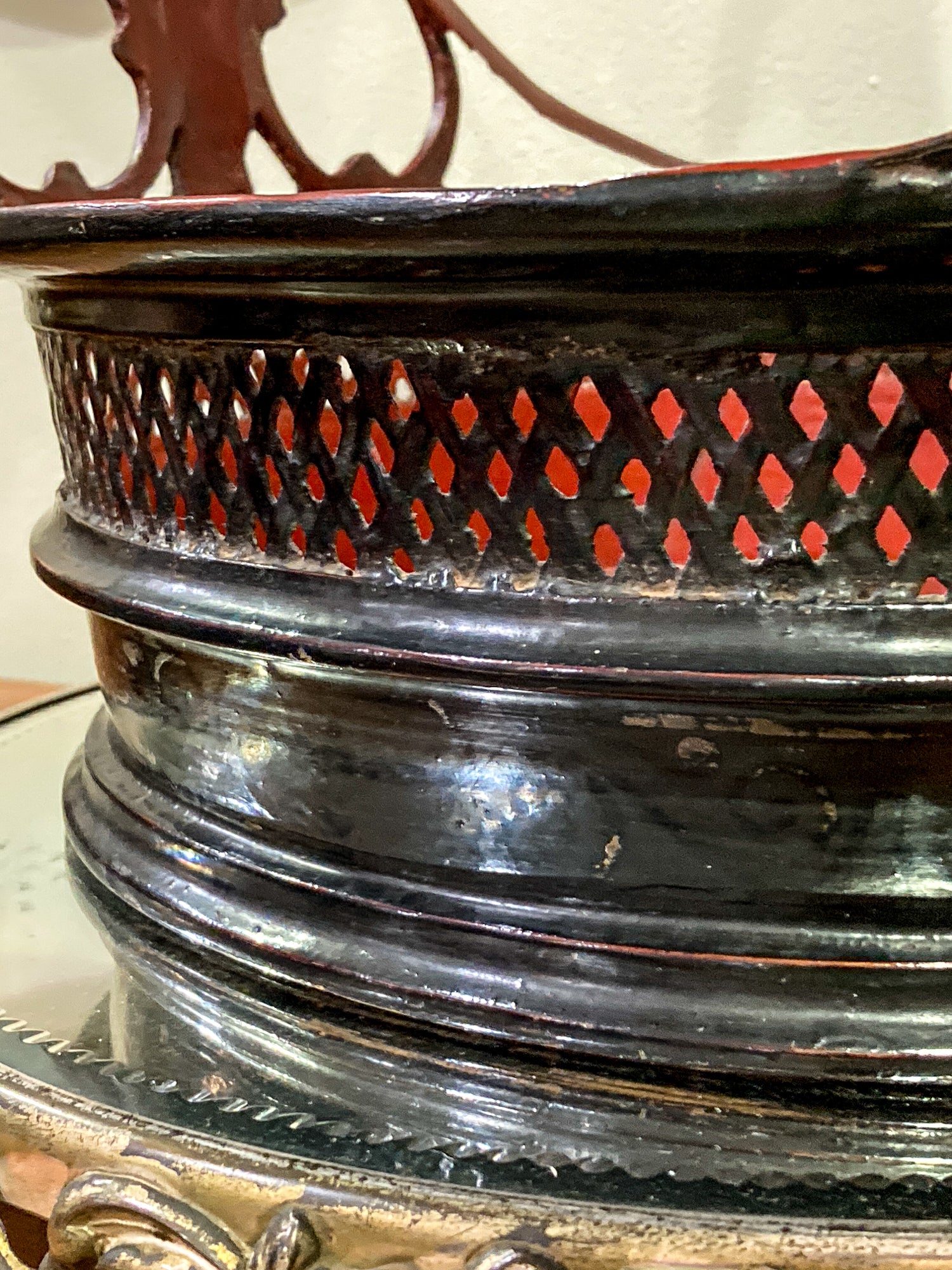 Antique 19th Century Burmese Pan Duang Red Black Lacquer Basket
