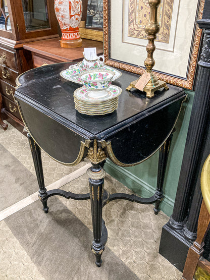 Antique 19th Century French Napoleon III Black Quatrefoil Drop Leaf Square Side Table