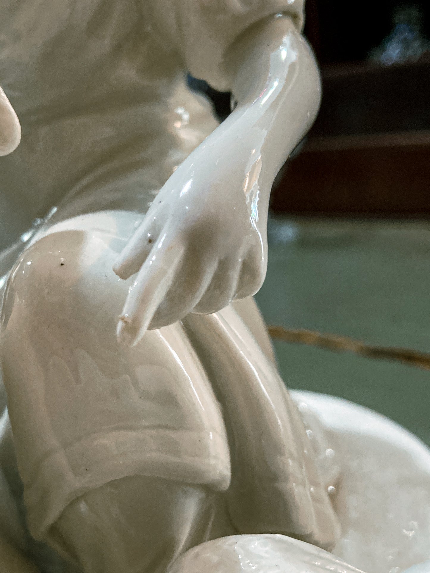 Antique Italian Blanc de Chine Aphrodite Cherub Dove Group Porcelain Figurine
