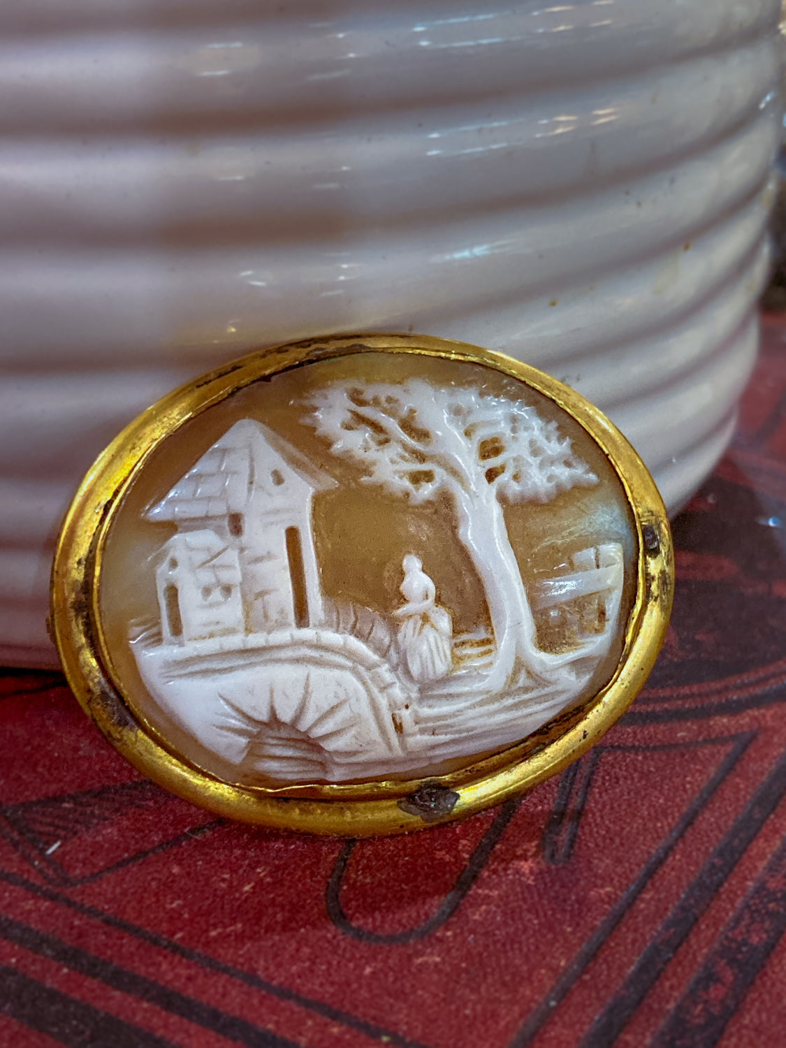 Antique Late 19th Century Gold Filled Landscape Shell Cameo Oval Brooch Pin