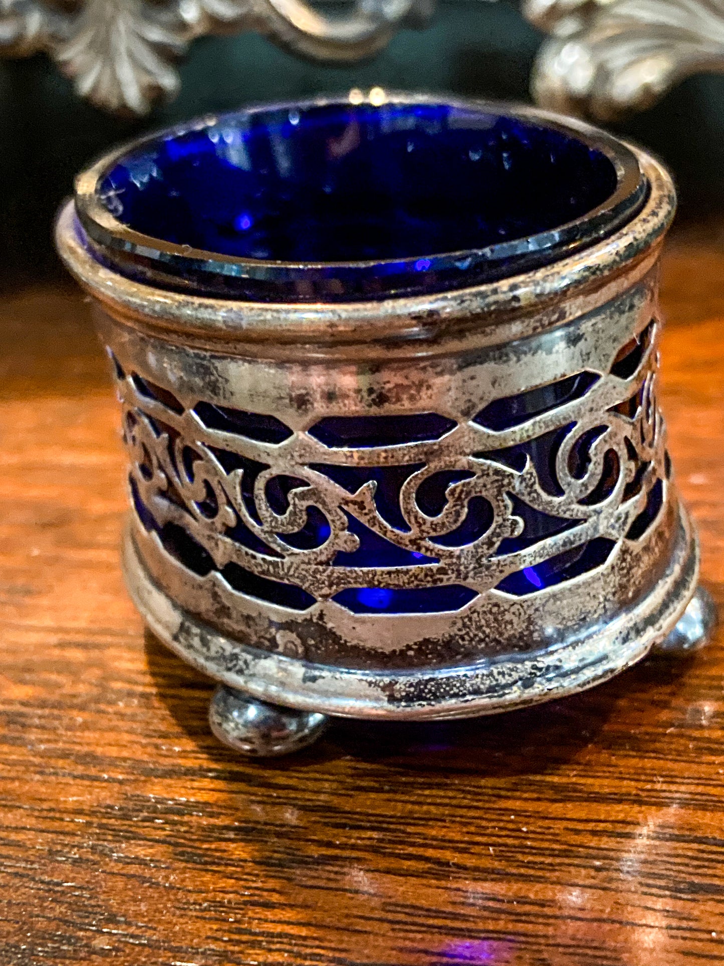 Antique Pair 1908 Gorham Cobalt Glass Lined Sterling Silver Footed Salt Cellars