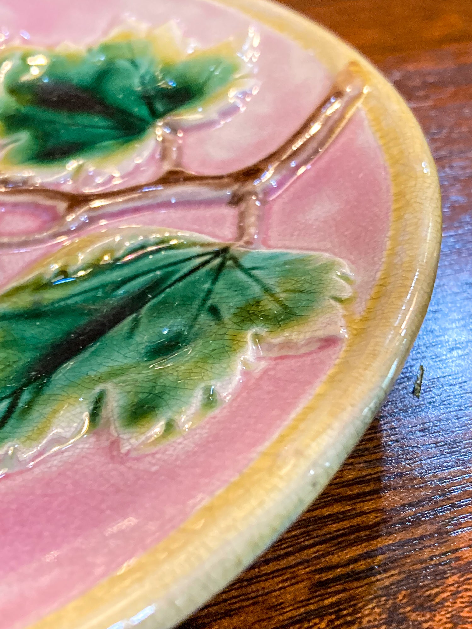 Antique Victorian Etruscan Majolica Pink Maple Leaf Decorative Plate