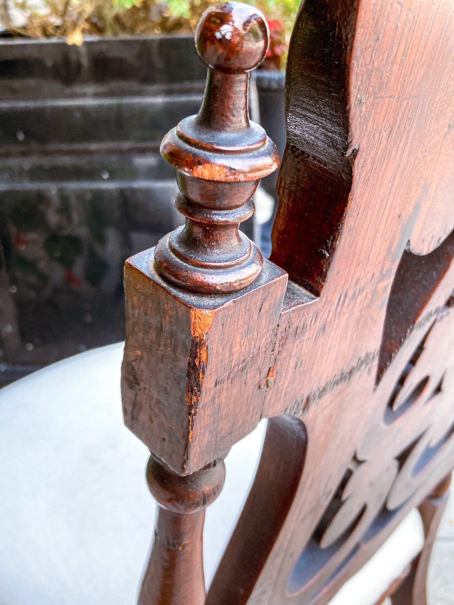 Antique American 19th Century Victorian Carved Walnut Slipper Chair