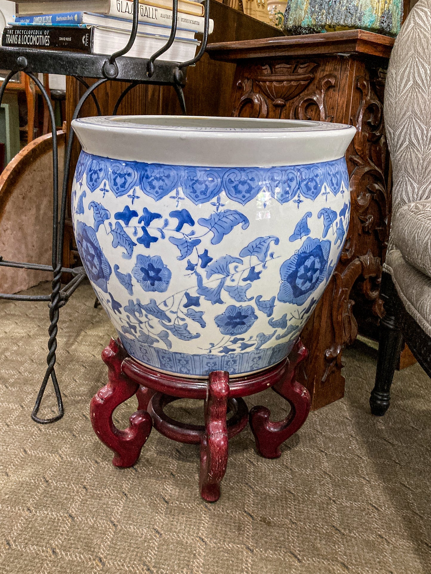 Classic Contemporary Blue White Floral Chinese Porcelain Raised Planter Pot