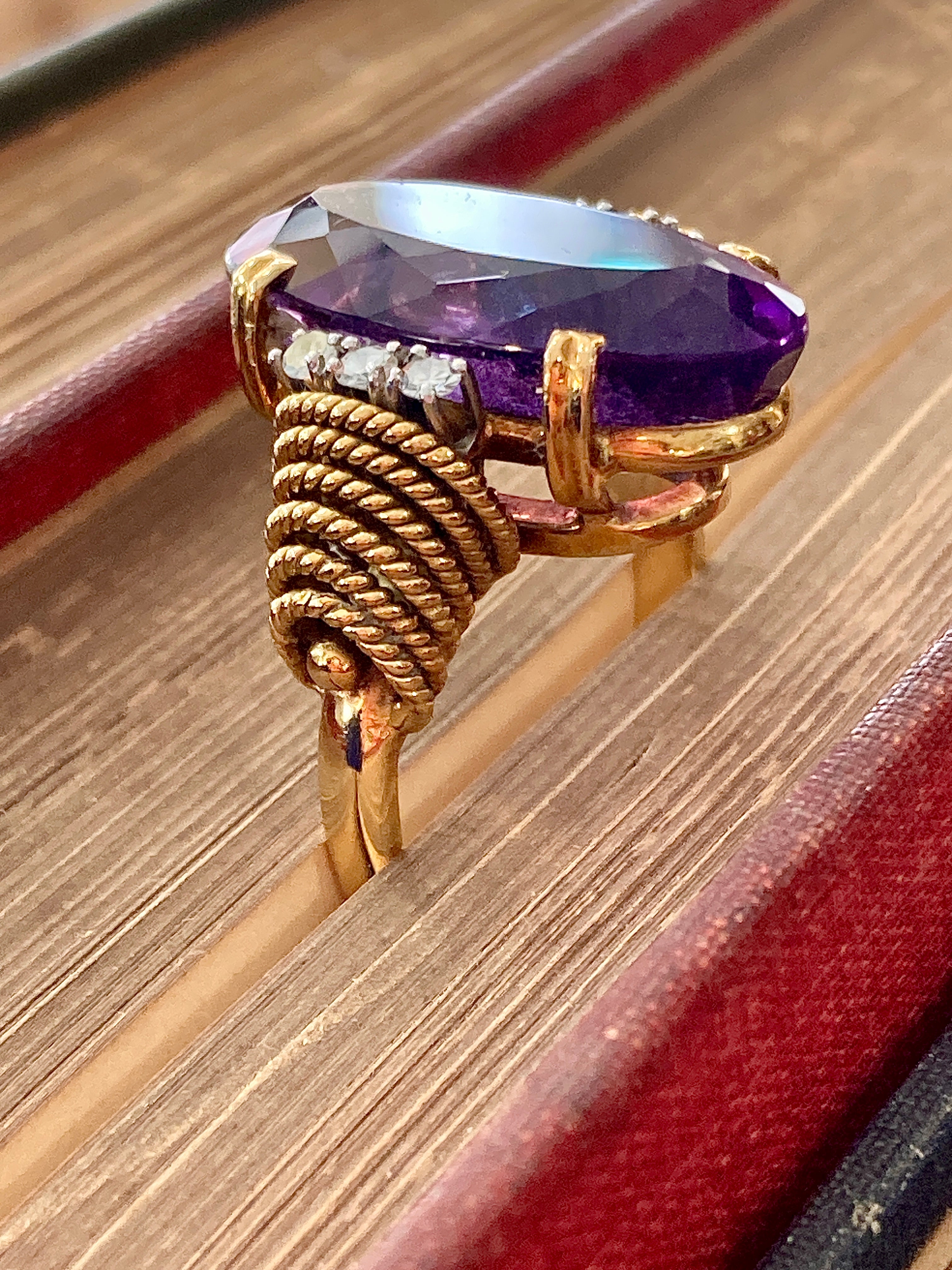 Vintage 10K 2024 gold amethyst and diamond ring