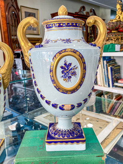 Pair Vintage 1980's 18th Century Style Blue White Gold Mottahedeh Porcelain Urns