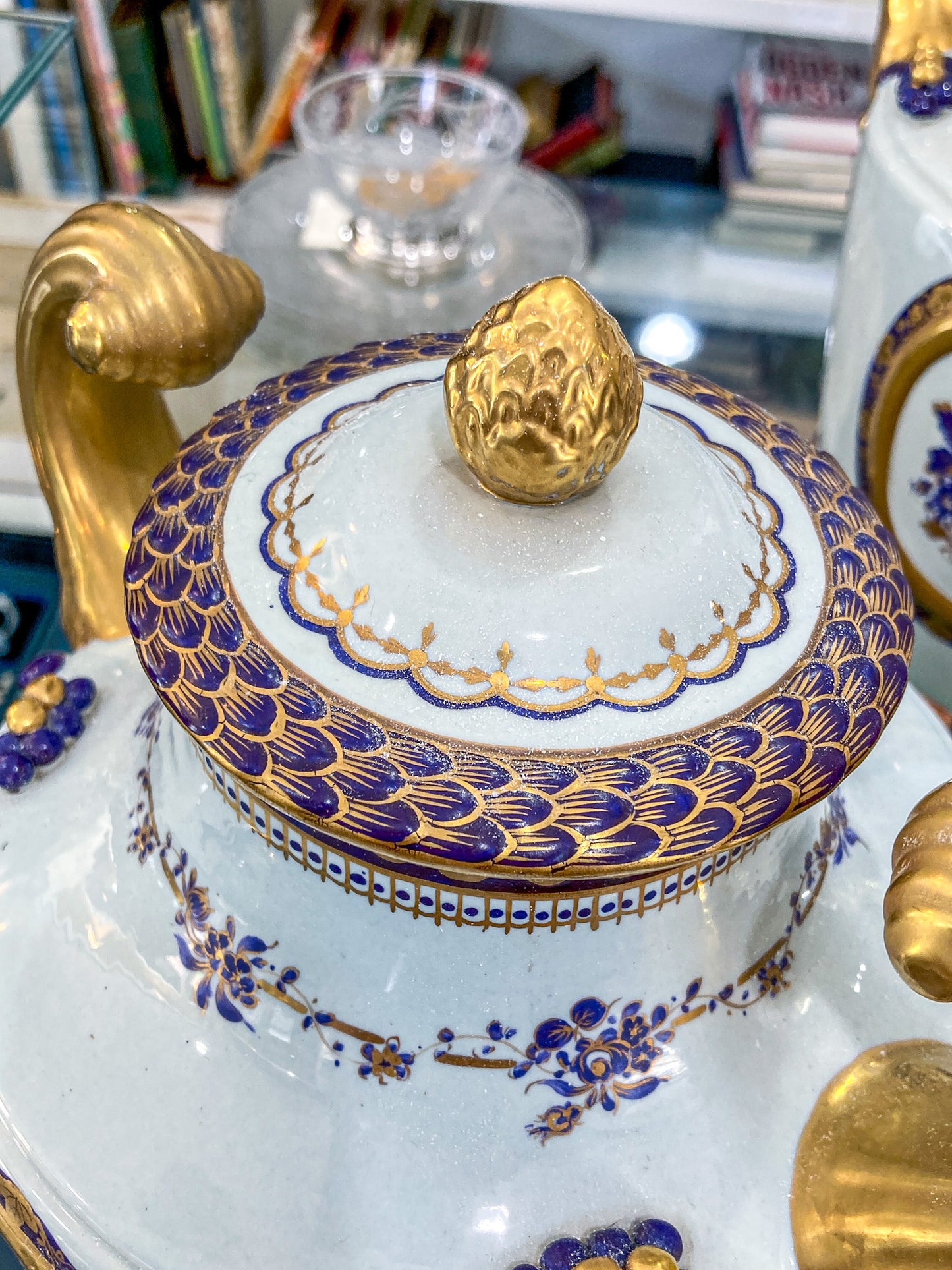 Pair Vintage 1980's 18th Century Style Blue White Gold Mottahedeh Porcelain Urns