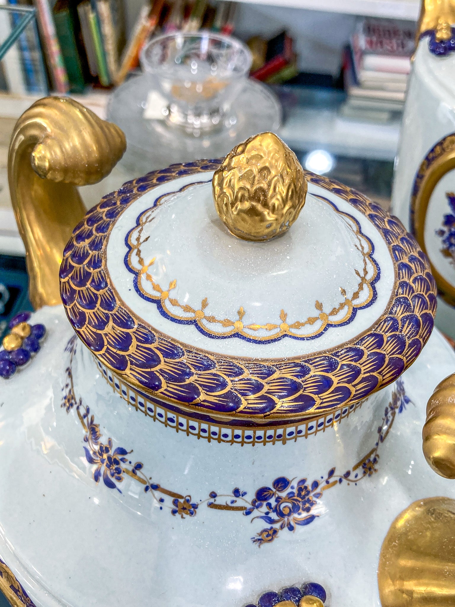Pair Vintage 1980's 18th Century Style Blue White Gold Mottahedeh Porcelain Urns