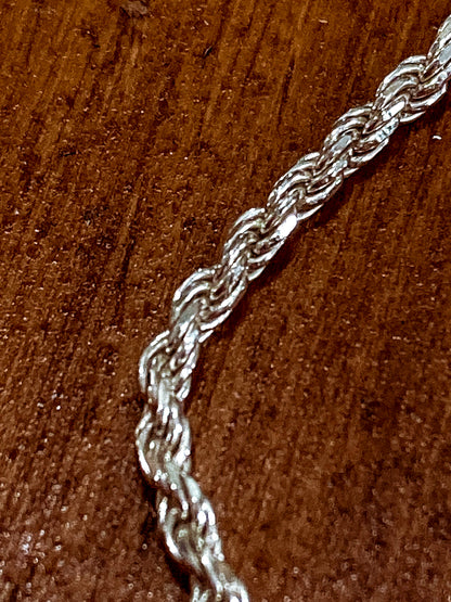 Radiant Italian 925 Sterling Silver Twisted Rope 7-Inch Chain Bracelet