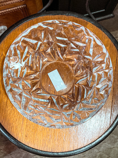 Tiffany and Co. Rock Cut Pattern Clear Crystal 9 Inch Decorative Serving Bowl