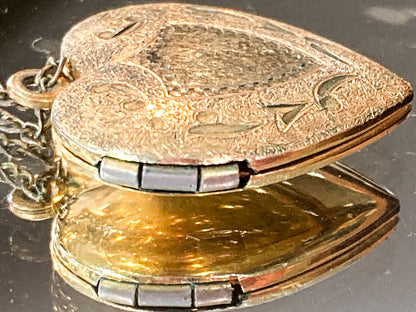 Vintage Gold Filled Engraved Heart Photo Locket Pendant Necklace