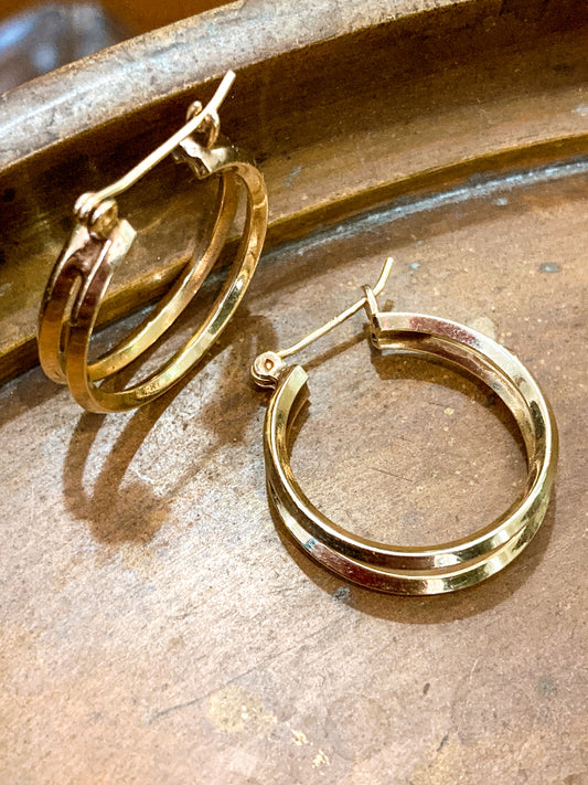 Vintage 14K Yellow Gold Dual Classic Hoop Latch Post Earrings
