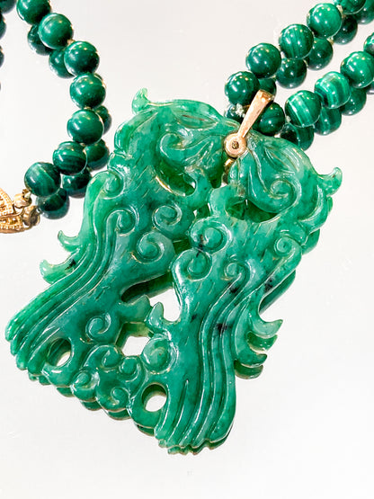 Vintage 14K Yellow Gold Green Malachite Bead Carved Pendant Necklace